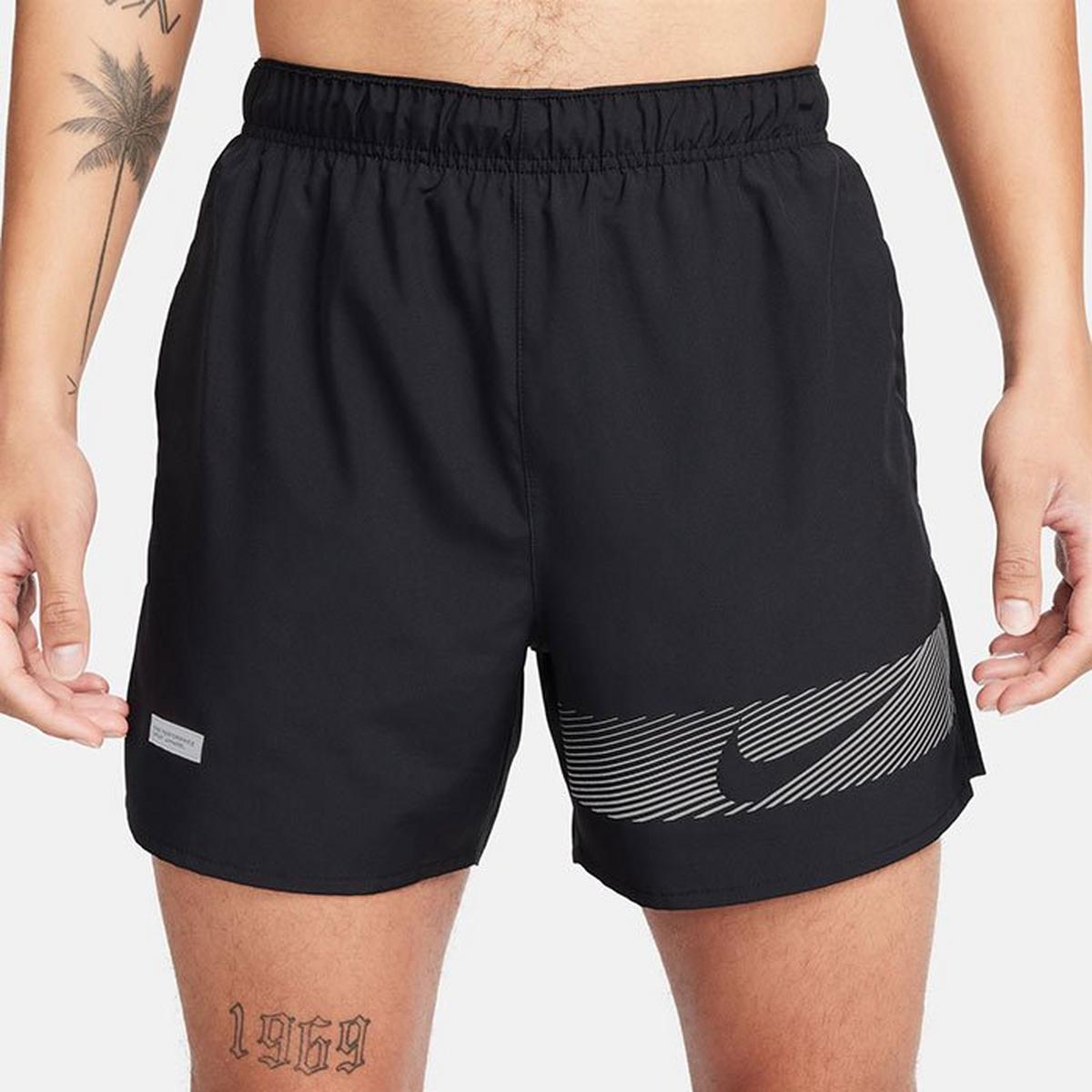 Nike Mens Regular fit Athletic Shorts Medium Black Solid Quick Dry