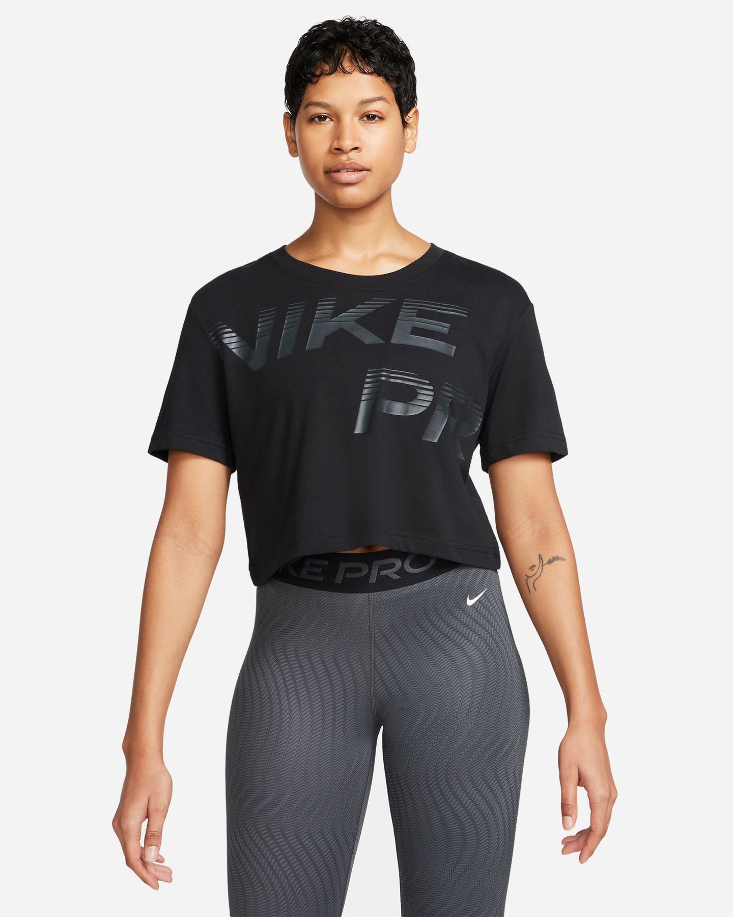 Nike Womens Regular fit Short Sleeve T-Shirt XS Black Solid Moisture Wicking