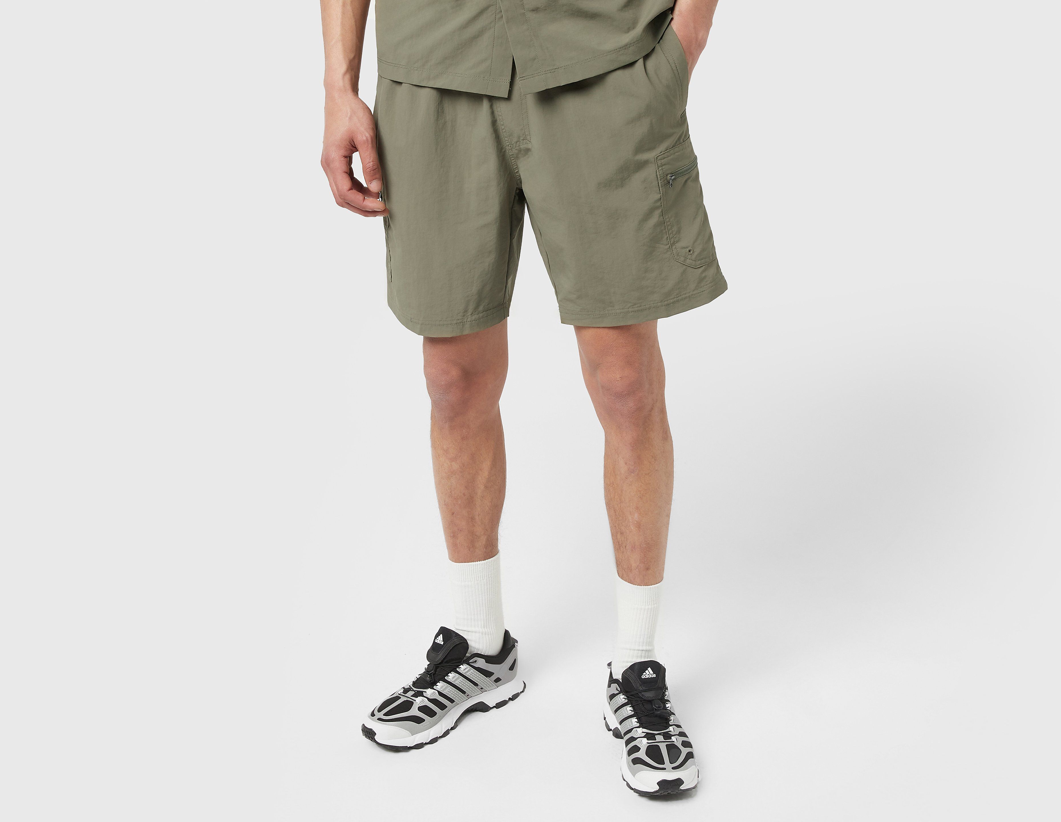 Columbia Mens Regular fit Casual Shorts Small Green Solid