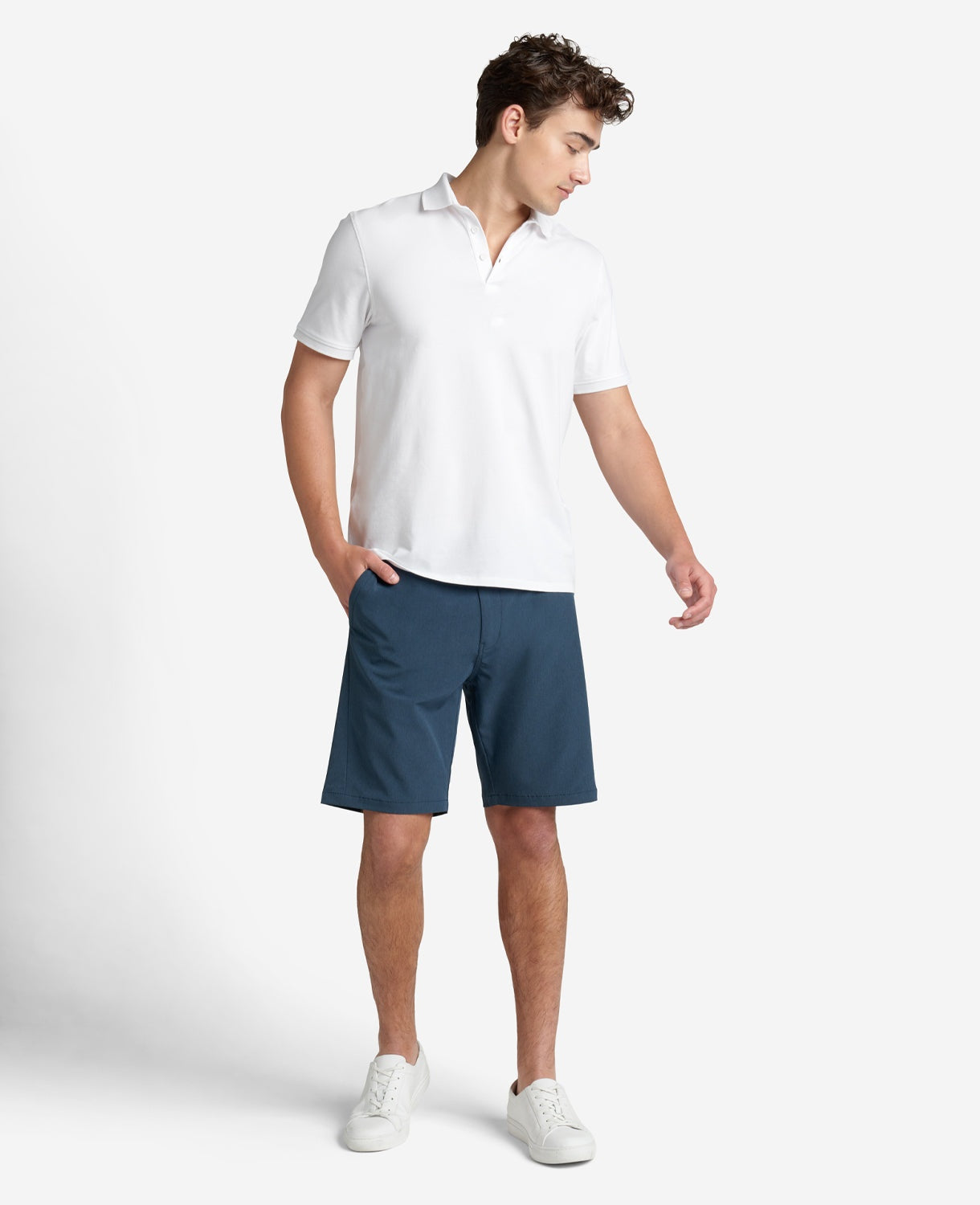 1059538568-1.jpg