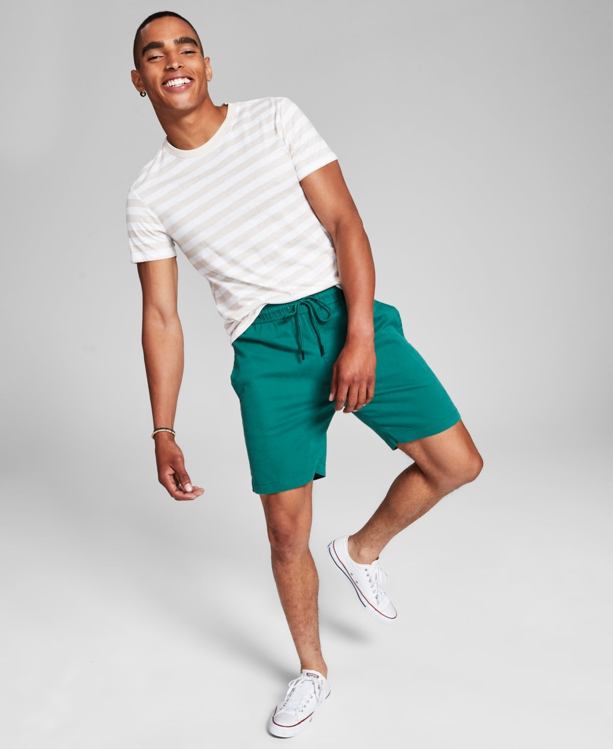 And Now This Men's Brushed Twill Everyday Short Green Medium