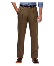 Haggar Mens Classic fit Dress Pants 40 / 32 Brown Solid