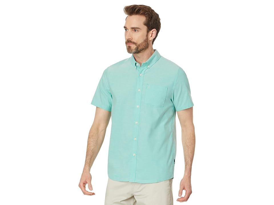 Volcom Mens Regular fit Short Sleeve Button-Up Shirt Medium Blue Solid