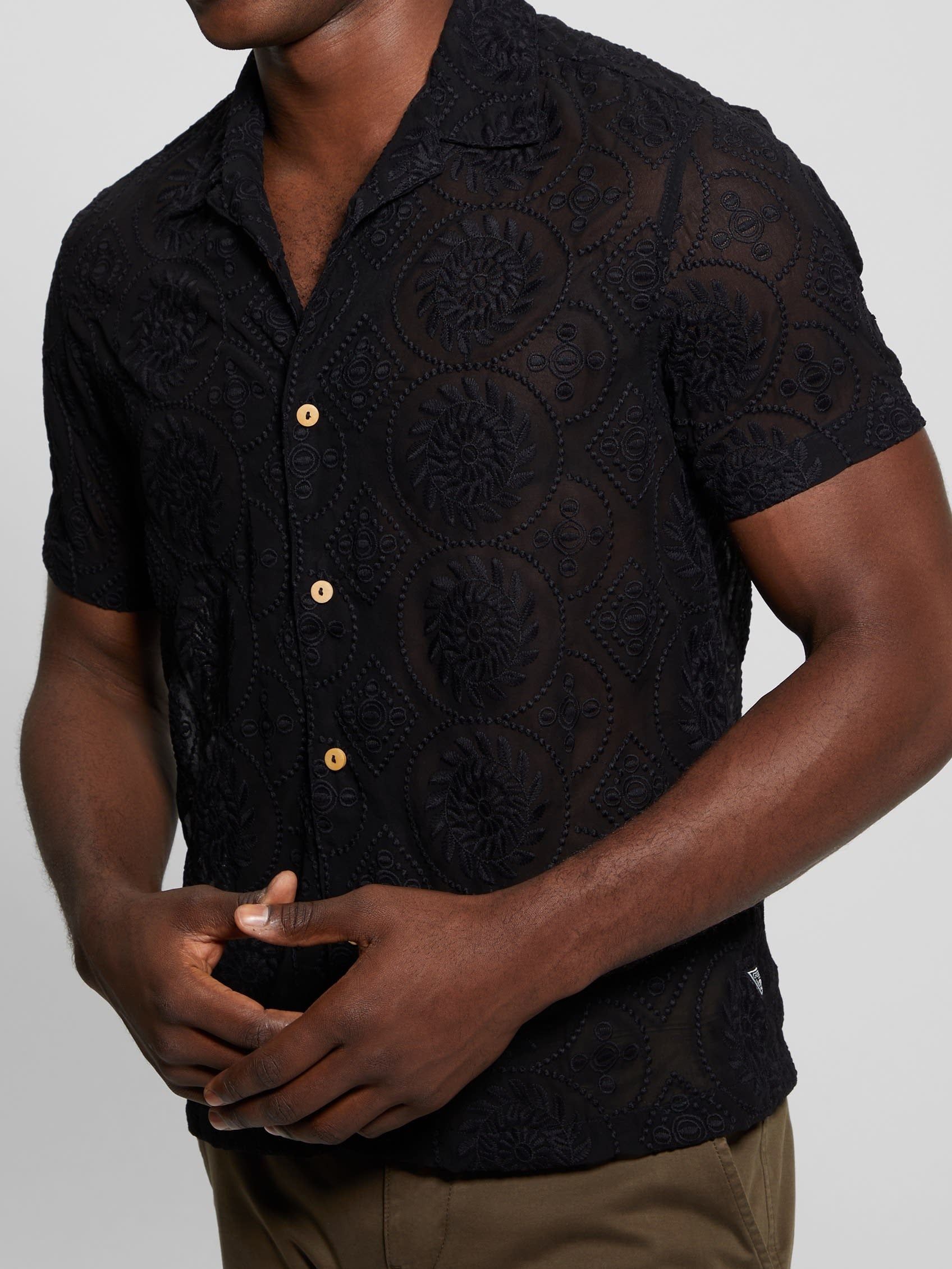 Guess Men Regular fit Short Sleeve Button-Up Shirt Medium Black