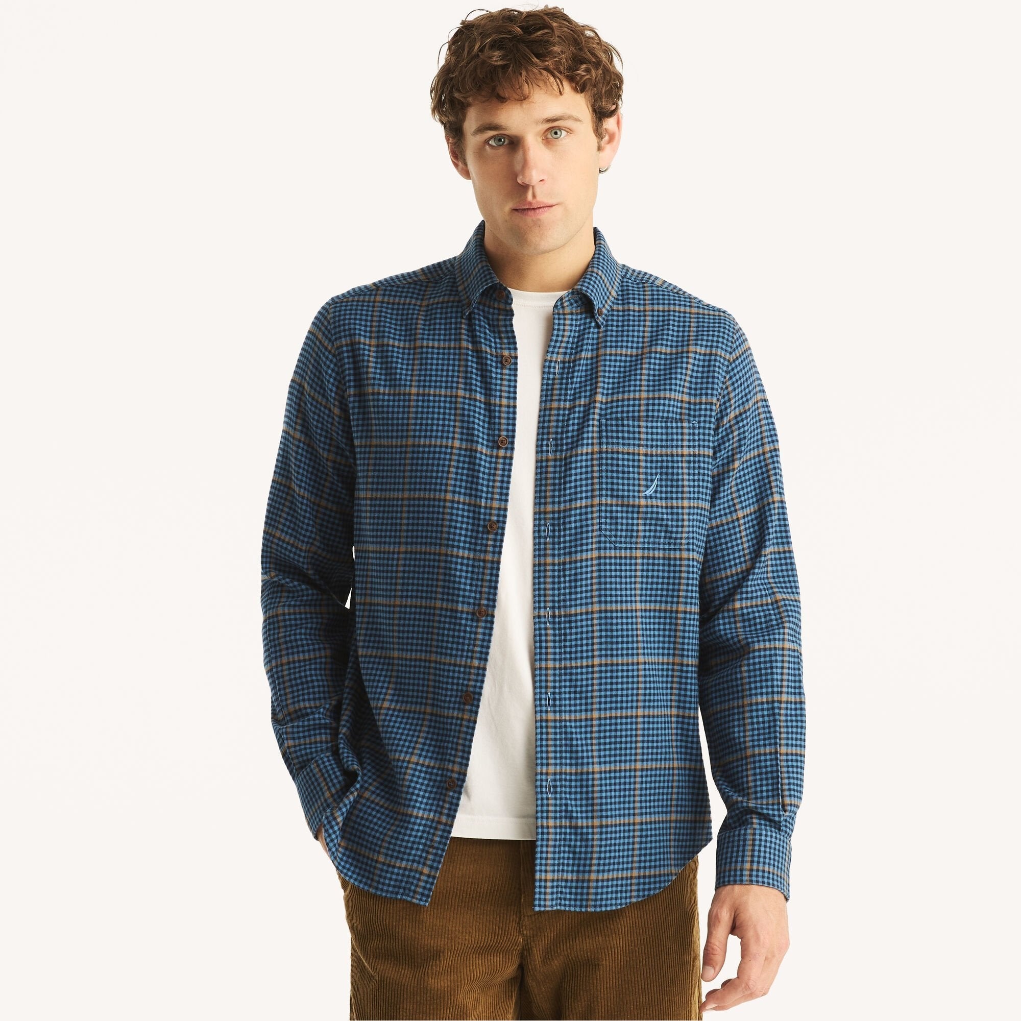 Nautica Mens Classic fit Long Sleeve Button-Up Shirt XL Blue Plaid