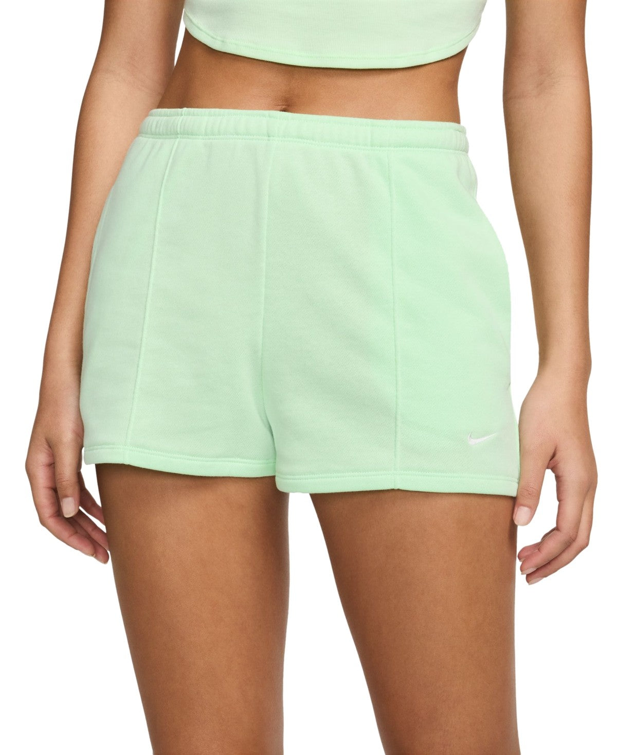 Nike Womens Slim fit Athletic Shorts XS Green Solid