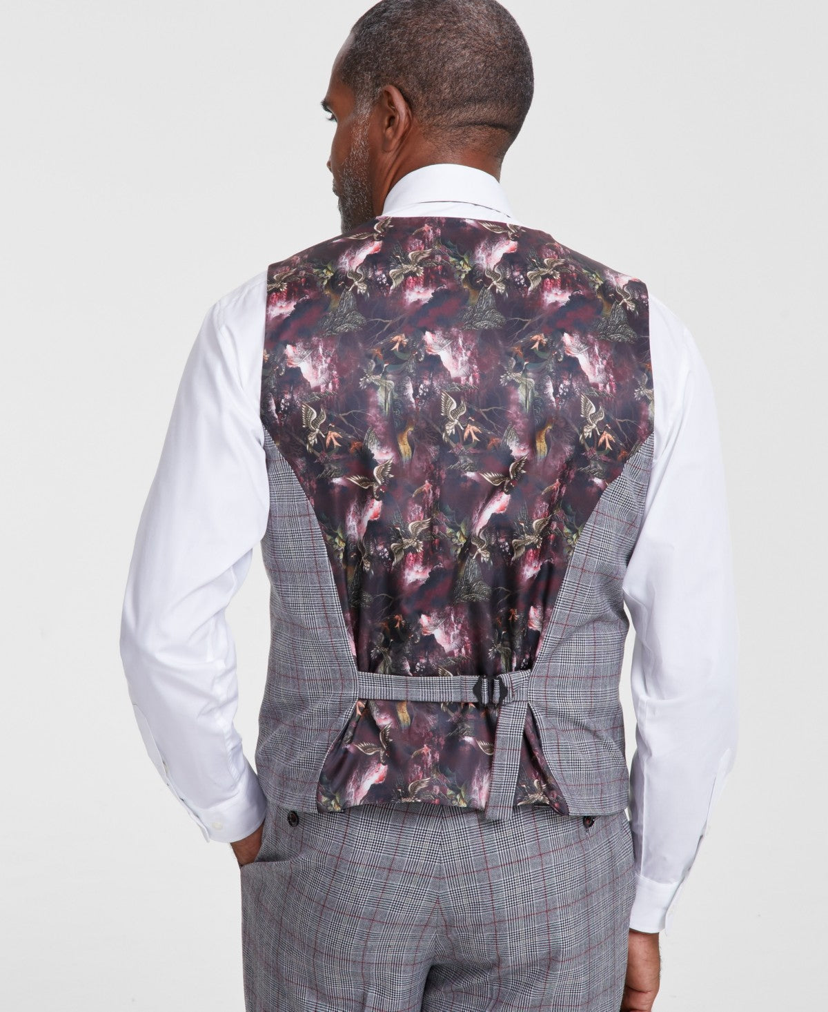 Tayion Collection Mens Classic fit Button-Up Vest Large Black