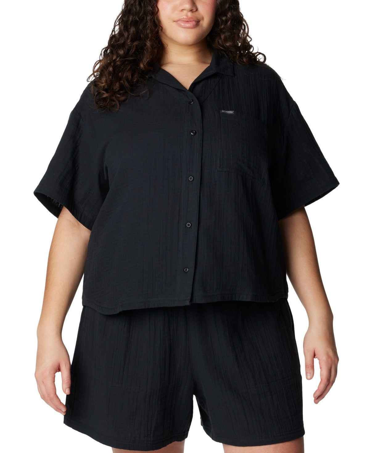 Columbia Women Regular fit Short Sleeve Button-Up Shirt 3X Black Solid