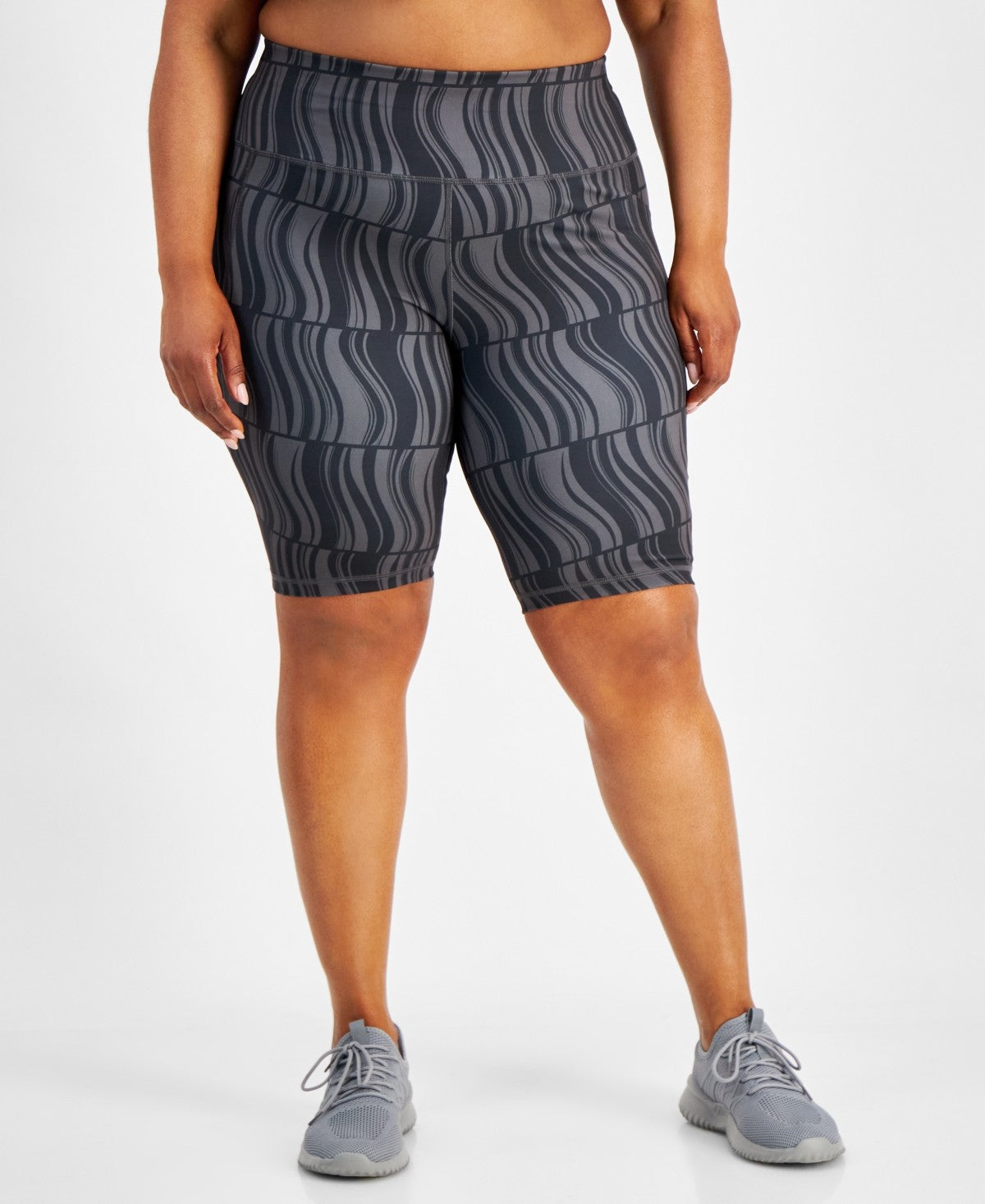 ID Ideology Womens Regular fit Athletic Compression Shorts 2X Black Geometric