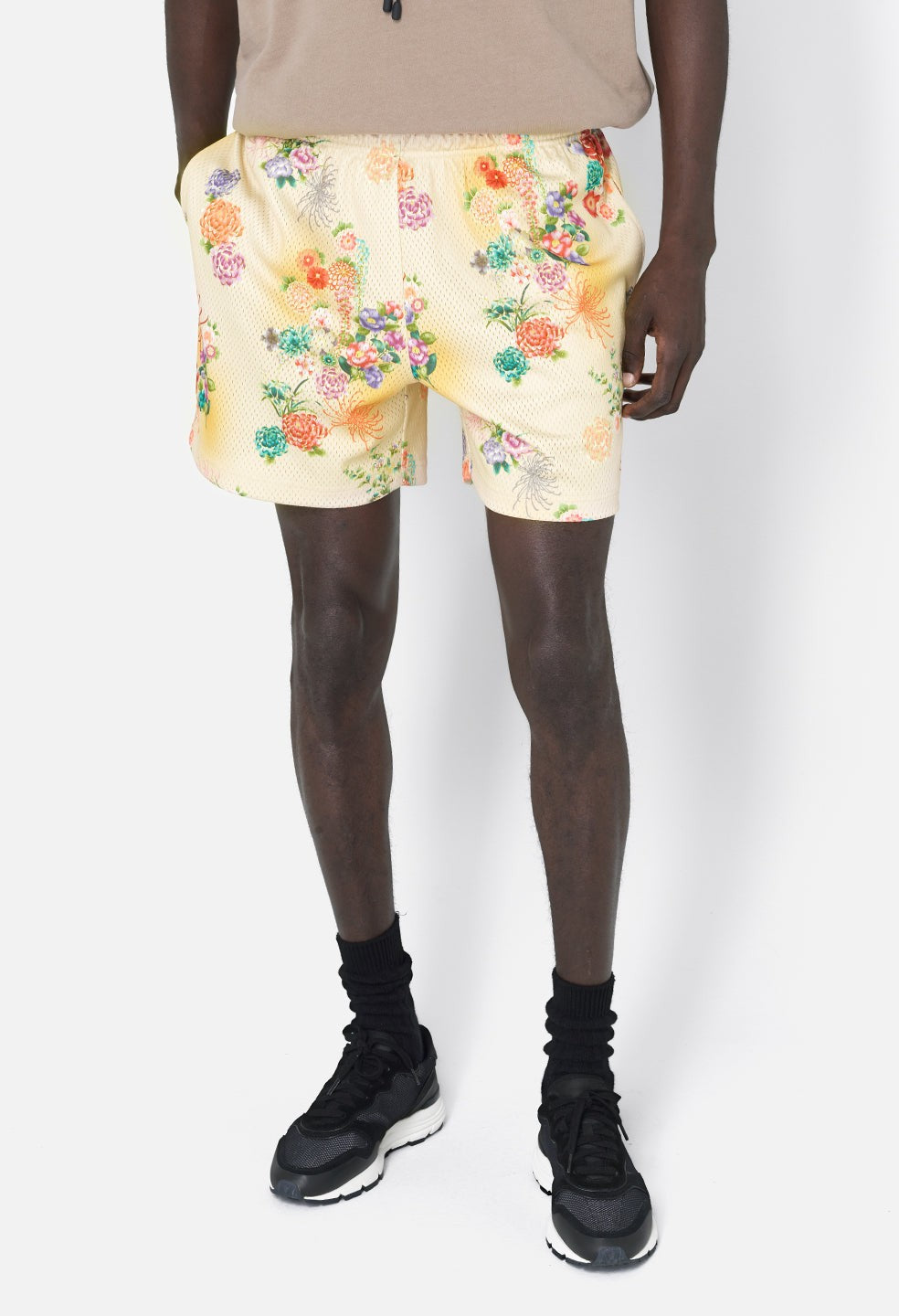 John Elliot Mens Cropped Fit Mesh Practice Shorts Floral Print Yellow Large