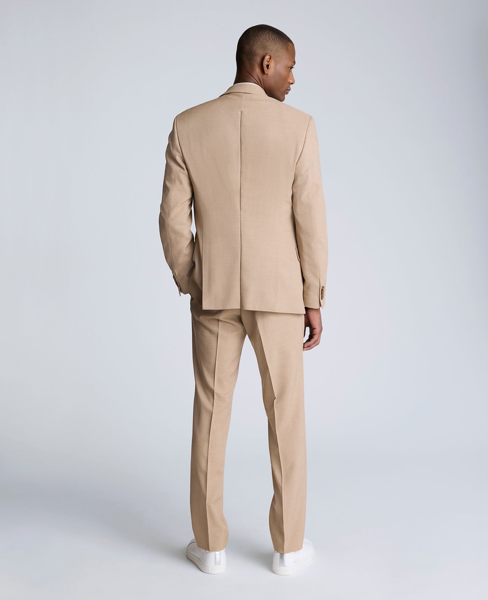Kenneth Cole Mens Slim fit 2 Piece Suit 48 L Pants 42 / 32 Tan Solid