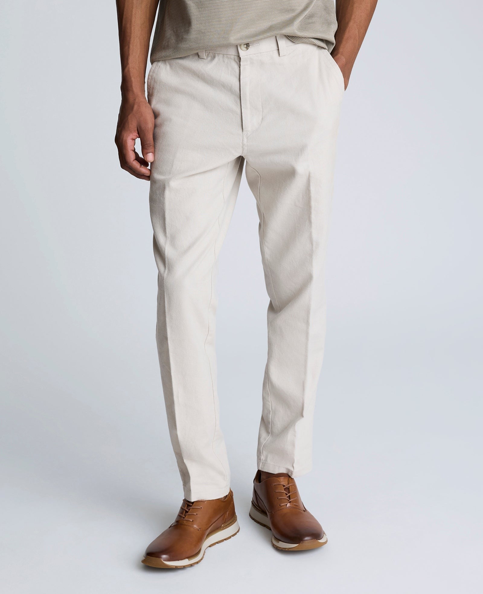 Kenneth Cole Mens Slim fit Dress Pants 32 / 34 Tan Solid