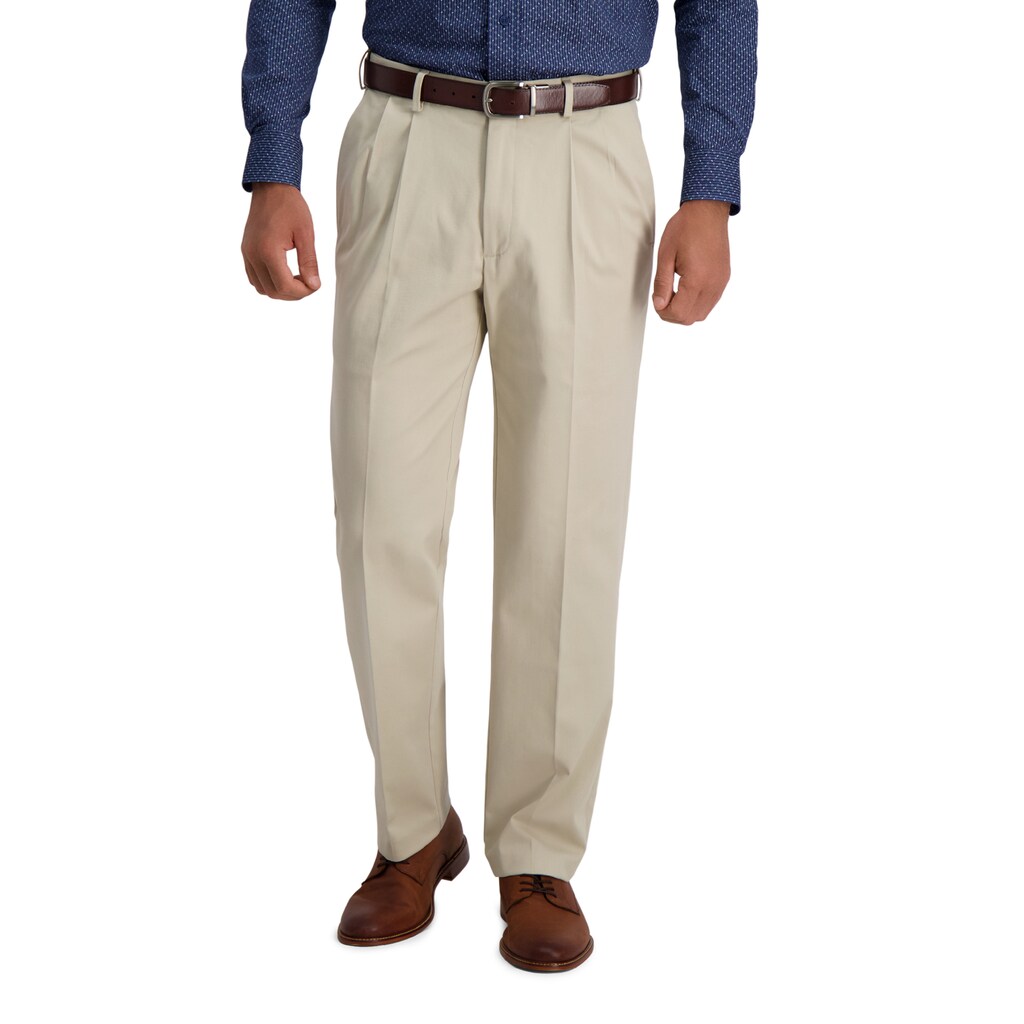 Haggar Mens Classic fit Dress Pants 36 / 30 Beige Solid Stretch
