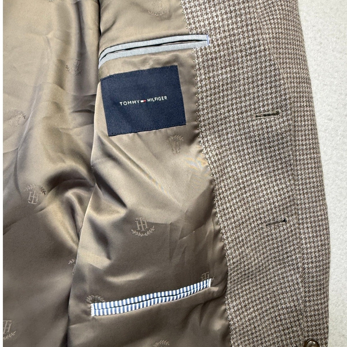 Tommy Hilfiger Mens Modern fit Wool Sport Coat Blazer 44 S Brown Check