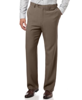 Haggar Mens Classic fit Dress Pants 40 / 30 Brown Solid