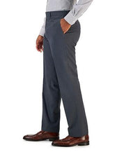 Van Heusen Mens  fit 2 Piece Suit 38 R / 31 Waist Charcoal Grey Stretch