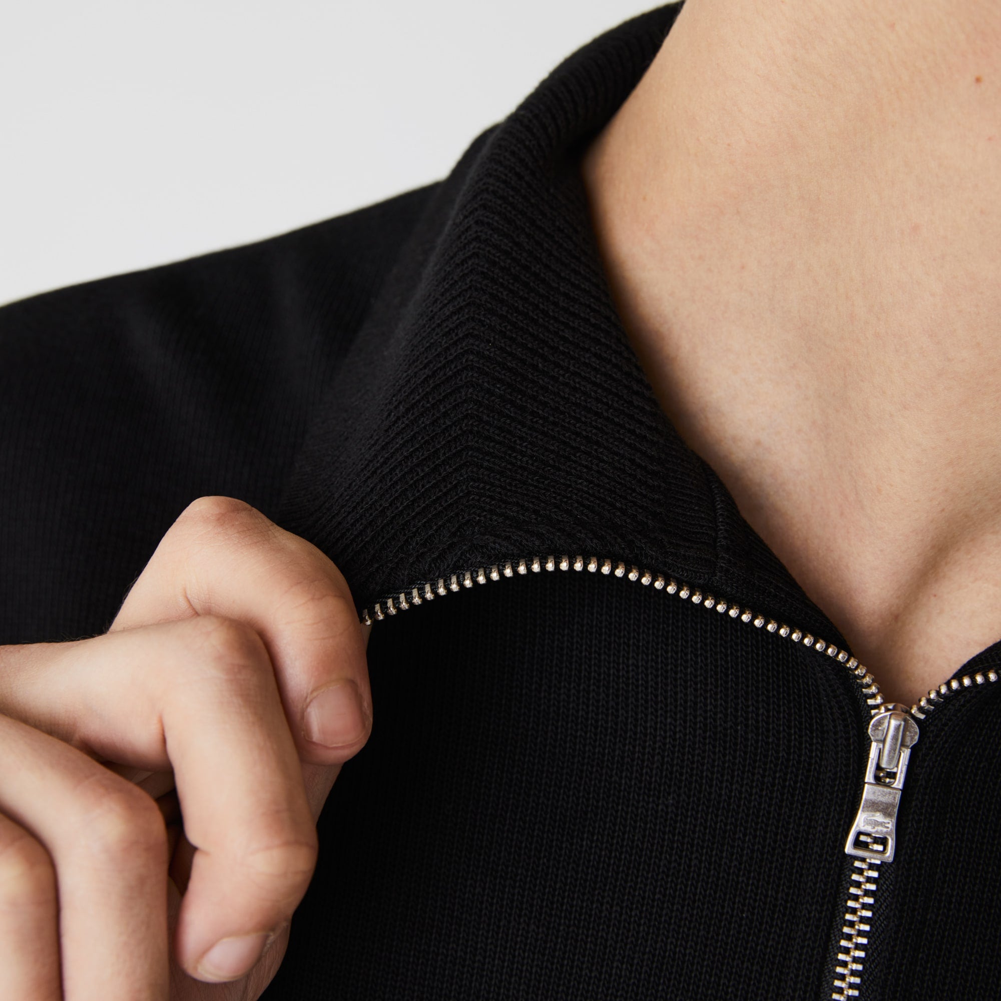 Lacoste Men's Solid Quarter Zip Interlock Ribbed Sweatshirt Black Medium