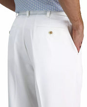 Haggar Mens Classic fit Dress Pants 34 / 30 White Solid