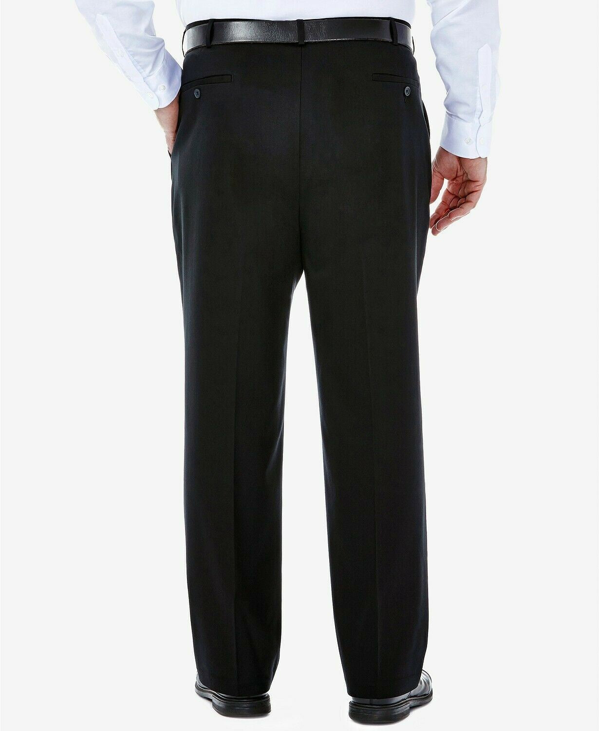 Haggar Mens Classic fit Casual Pants 58 / 30 Black Solid Stretch