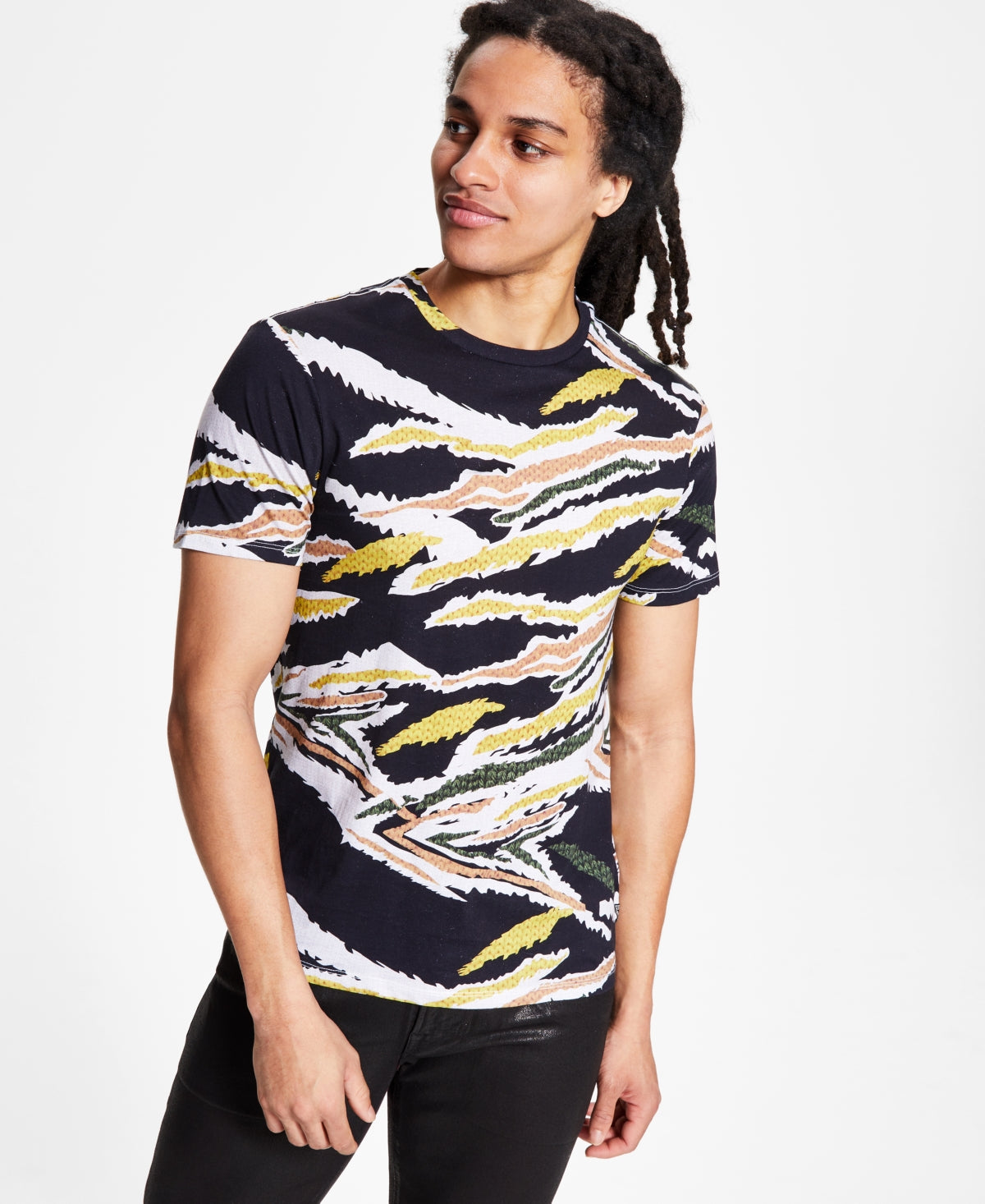 Guess Men's Animalinspired Camoprint Tshirt  Pure White Multi  Small