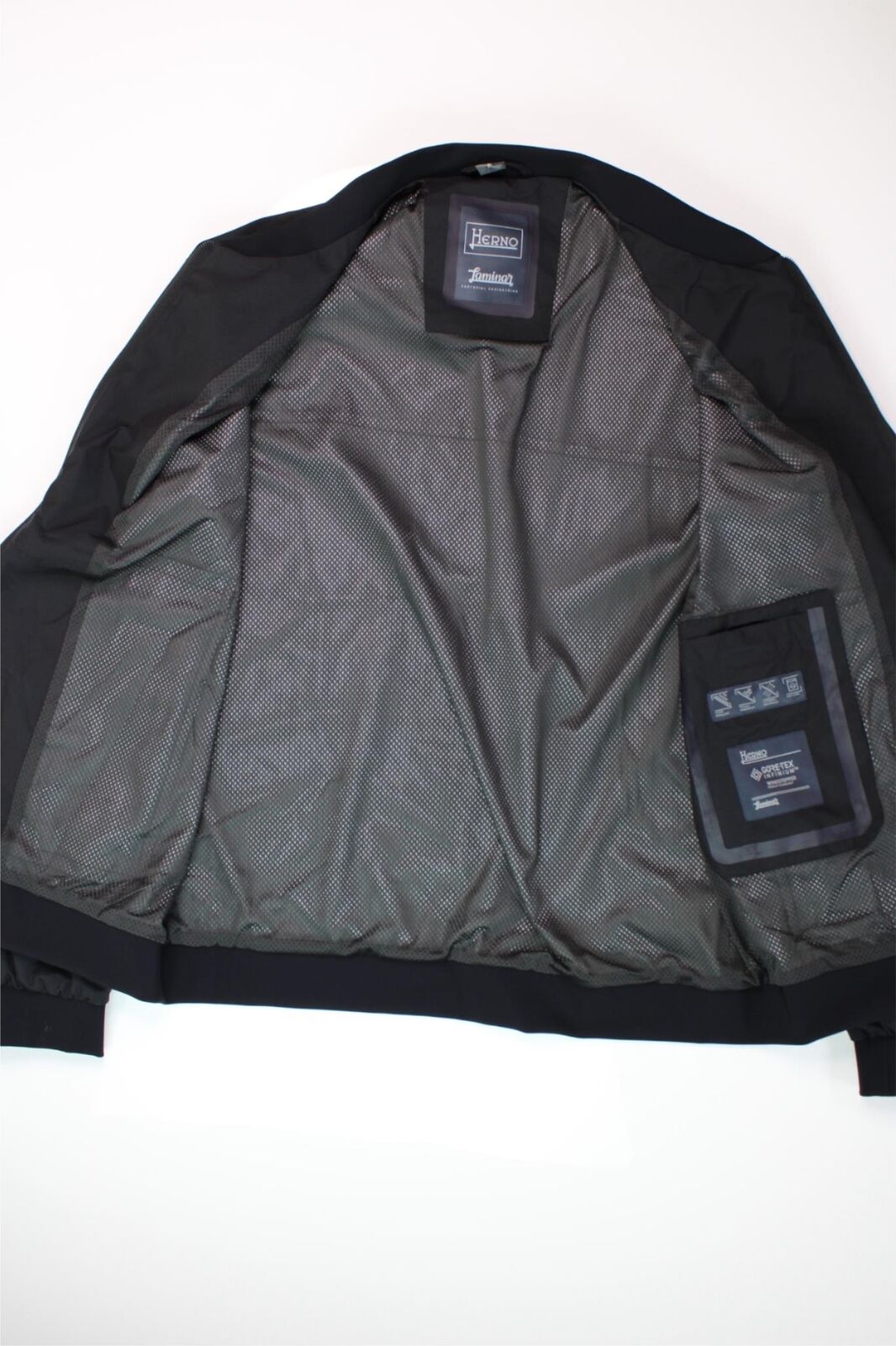 Herno Mens Laminar Windstopper Bomber Jacket EU 56 US 46 Black