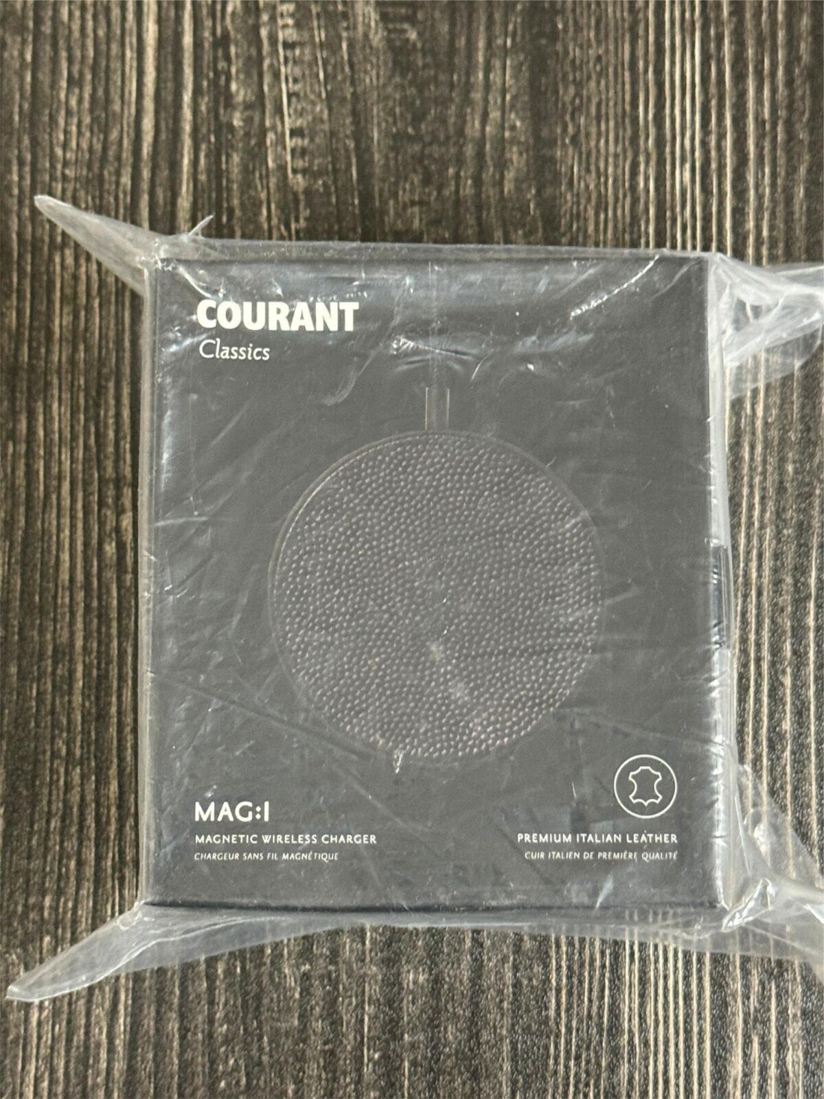 Courant MAG:1 Classics Magnetic Wireless Charger Italian BLACK Leather USB 80$