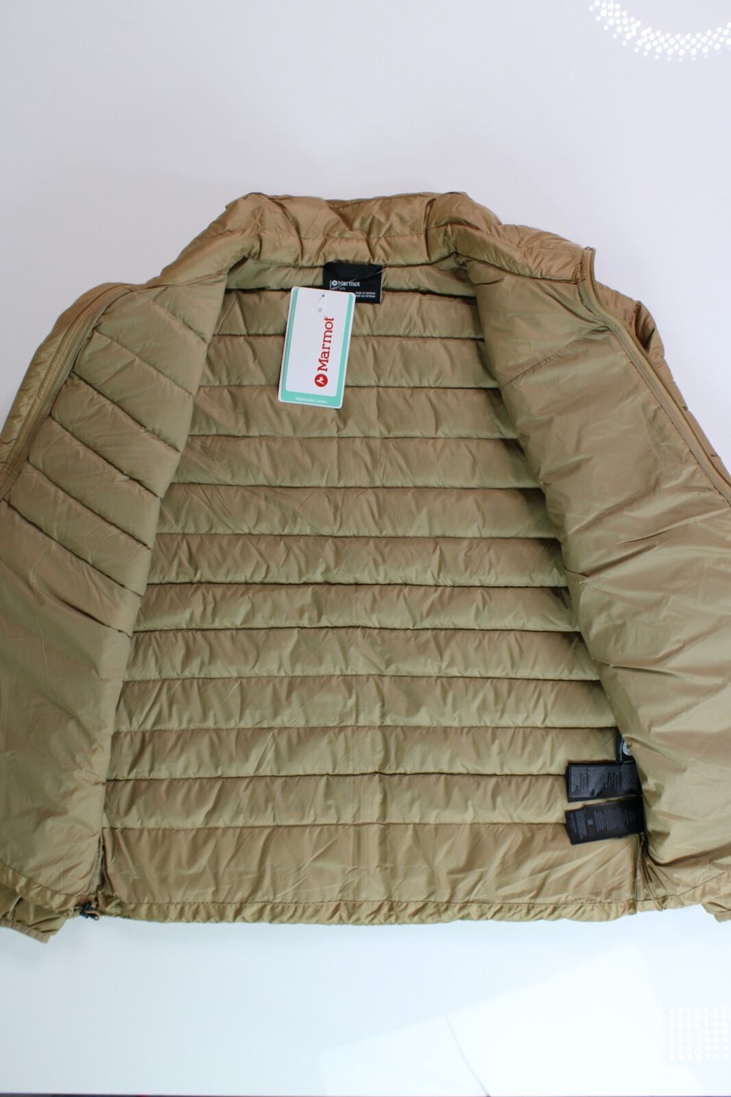 Marmot Men's HIghlander Down Puffer Jacket Small Shetland Tan