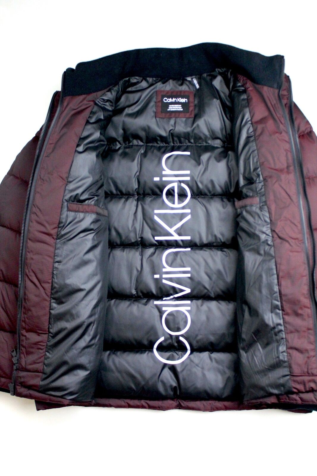 Calvin Klein Men's Classic Puffer With Set In Bib Detail Large Dark Red Merlot
