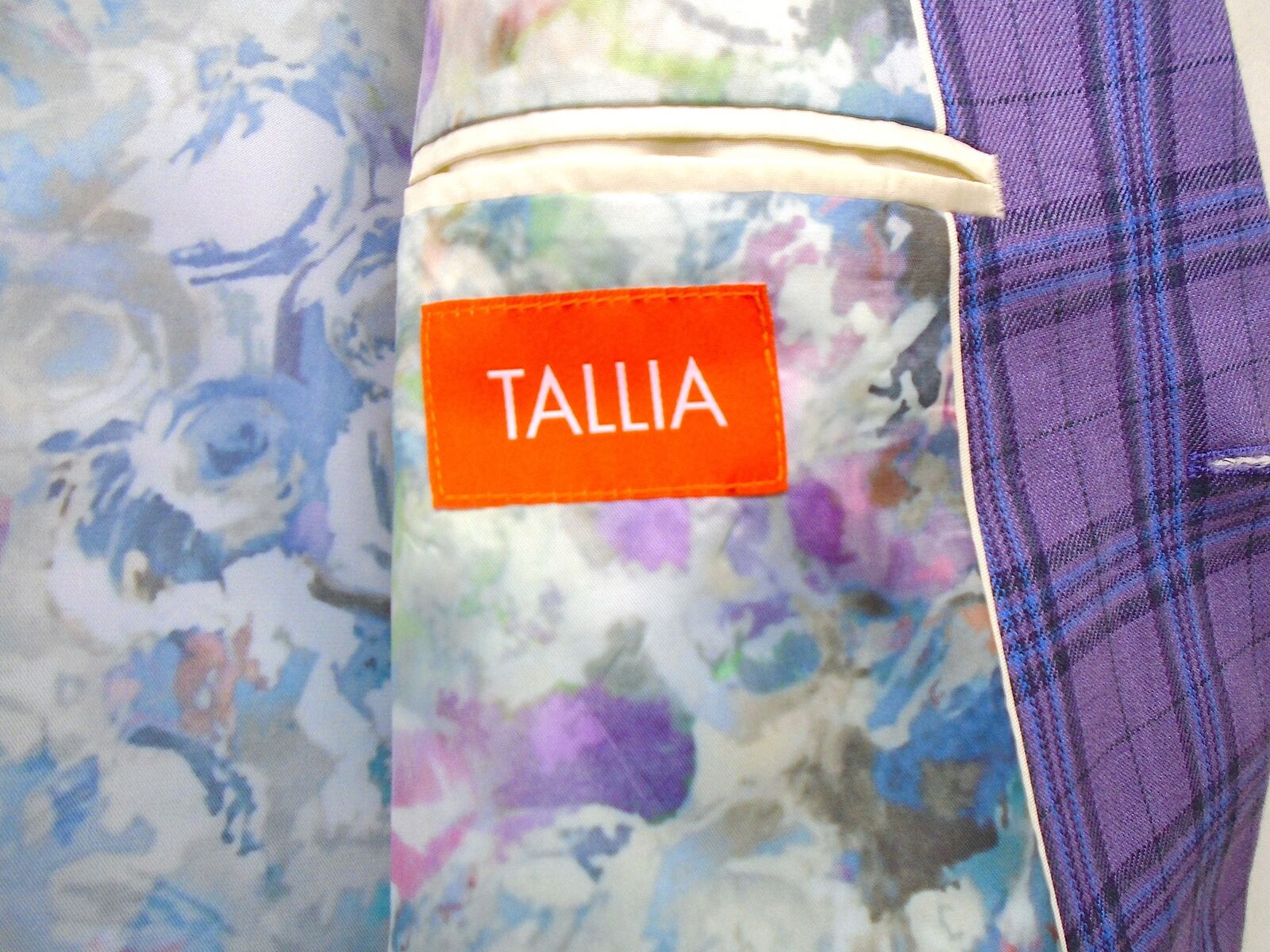 Tallia Men's Slim-Fit Plaid Blazer 38R Purple