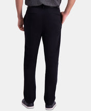 HAGGAR Men's Comfort Khaki Slim-Fit 2-Way Stretch Khaki Pants 29 x 32 Black