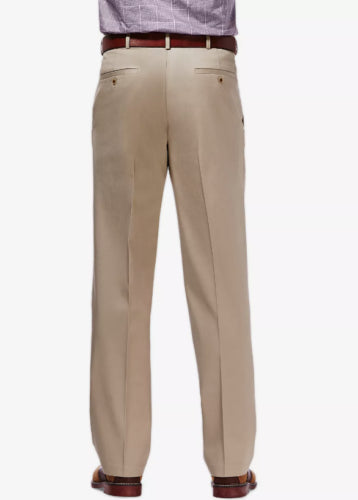 Haggar Mens Classic fit Chinos Pants 32 / 32 Beige Solid Stretch