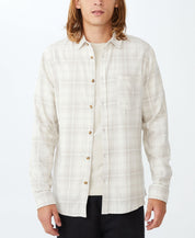 COTTON ON Mens Camden Long Sleeve Shirt Bone Check Medium