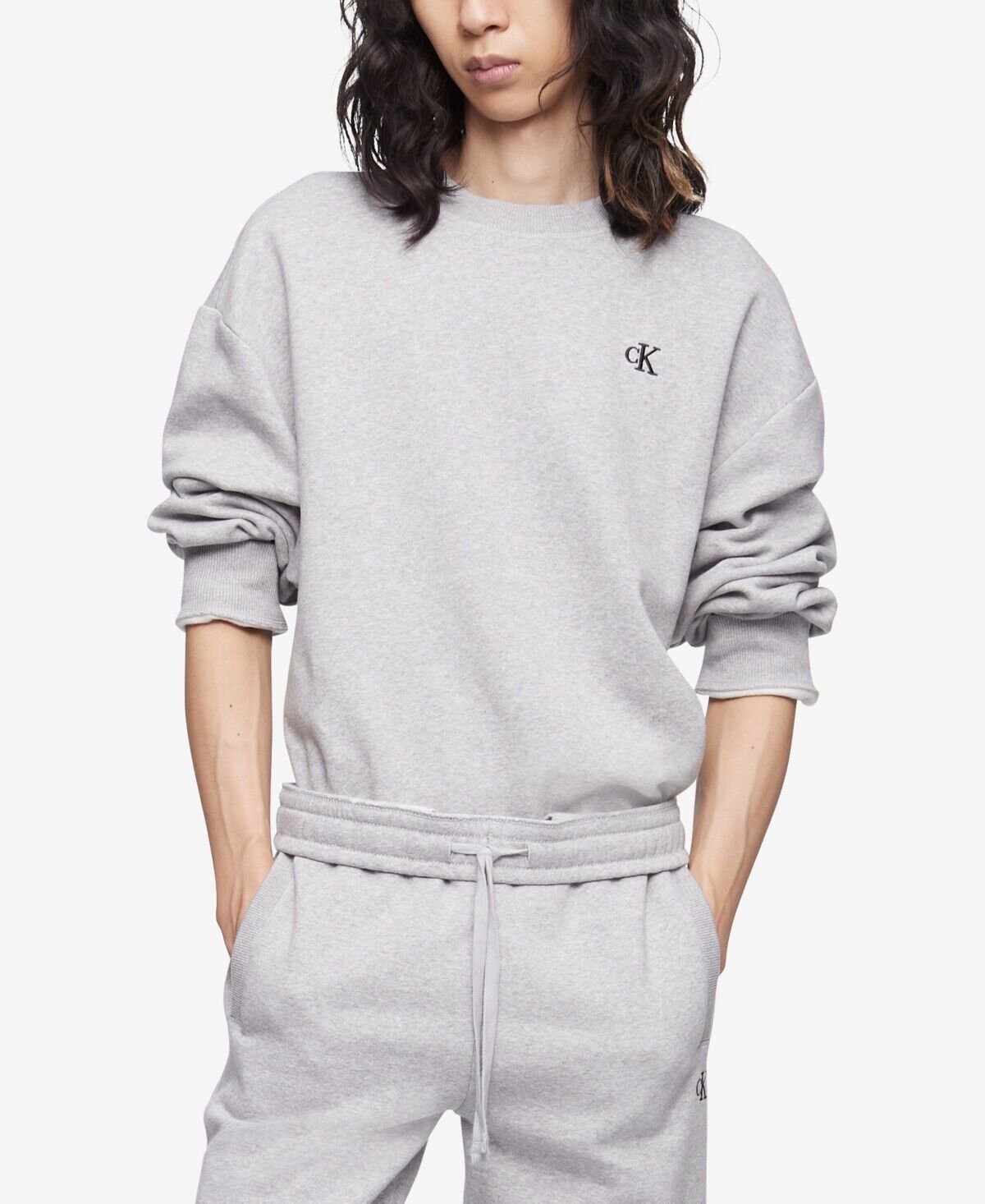 Calvin Klein Men's Relaxed Fit Archive Logo Fleece Sweatshirt Grey Medium