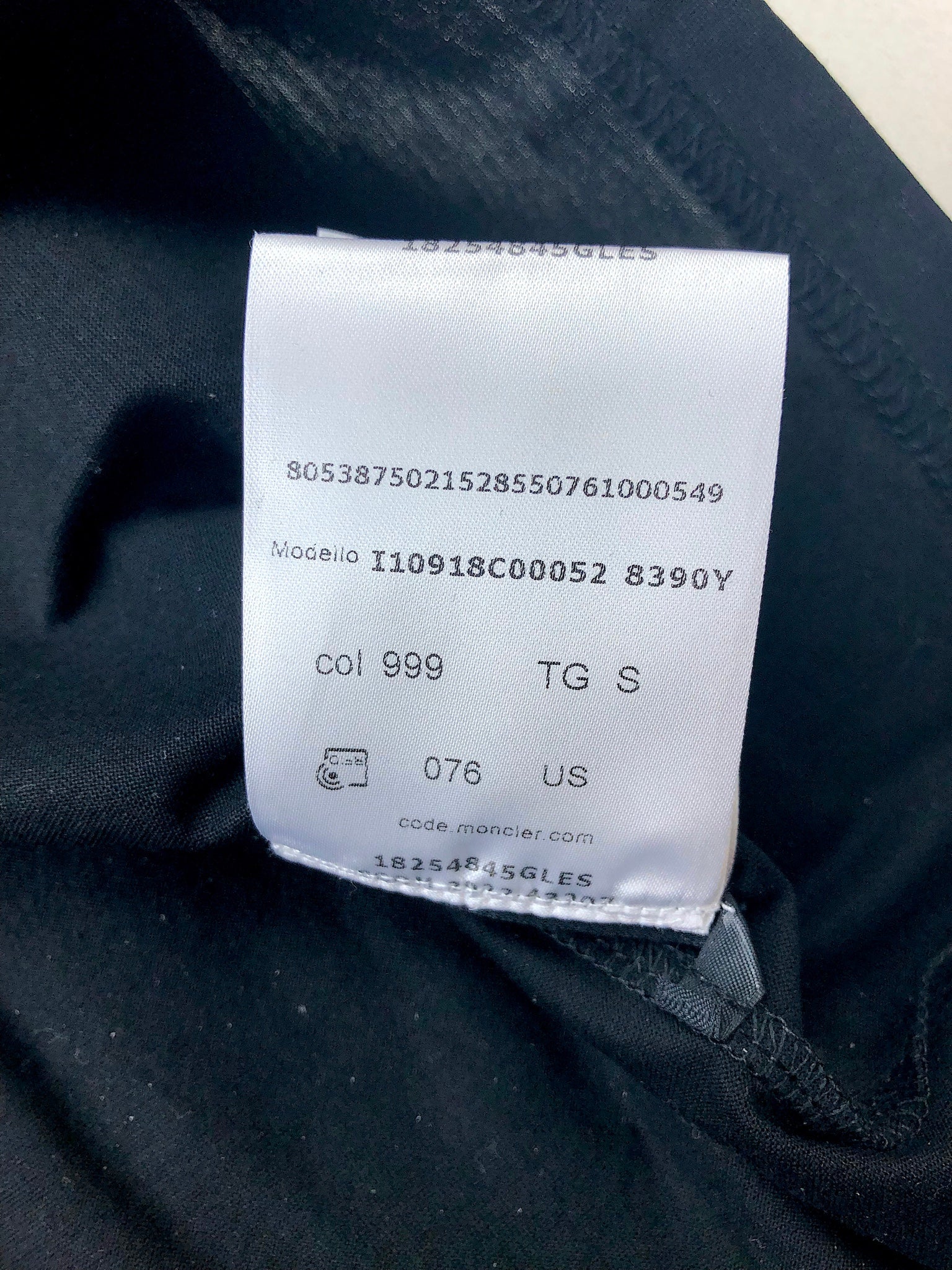 Moncler Mens Short Sleeve Pocket Tee Shirt Small Black