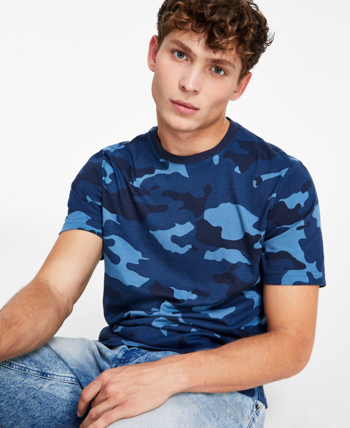 Sun + Stone Mens Camo print T shirt Blue Medium