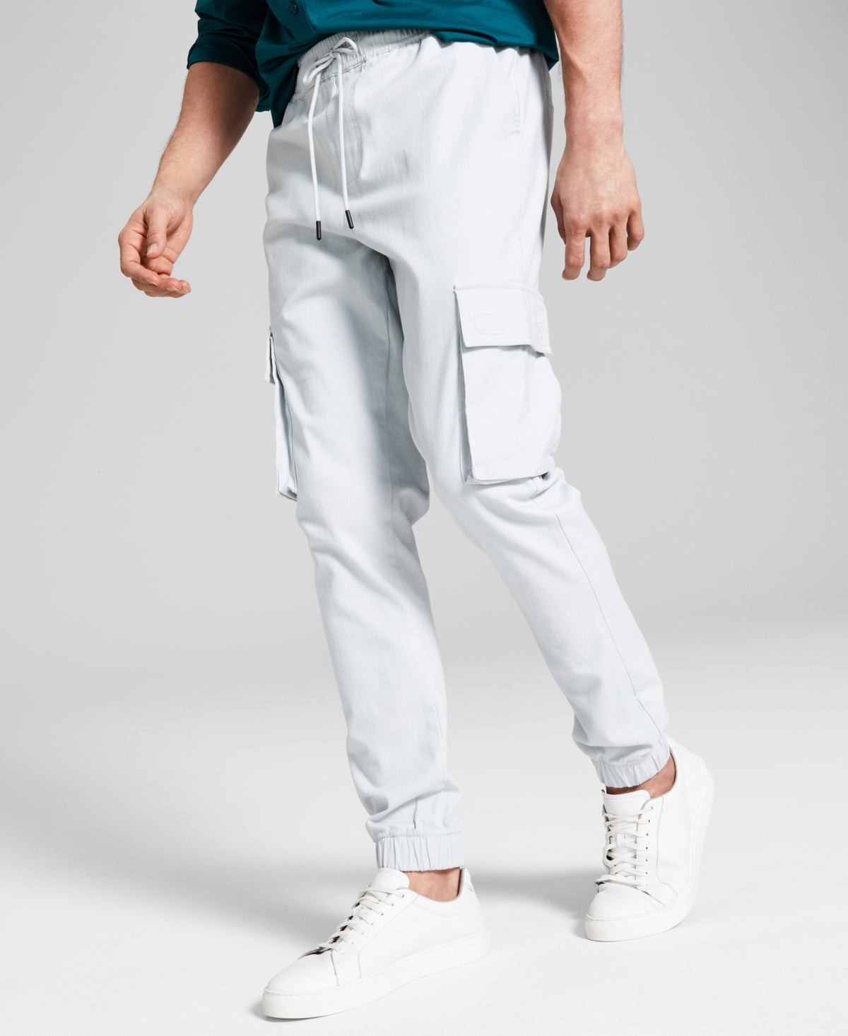 And Now This Men's Twill Cargo Jogger Pants Small Light Grey