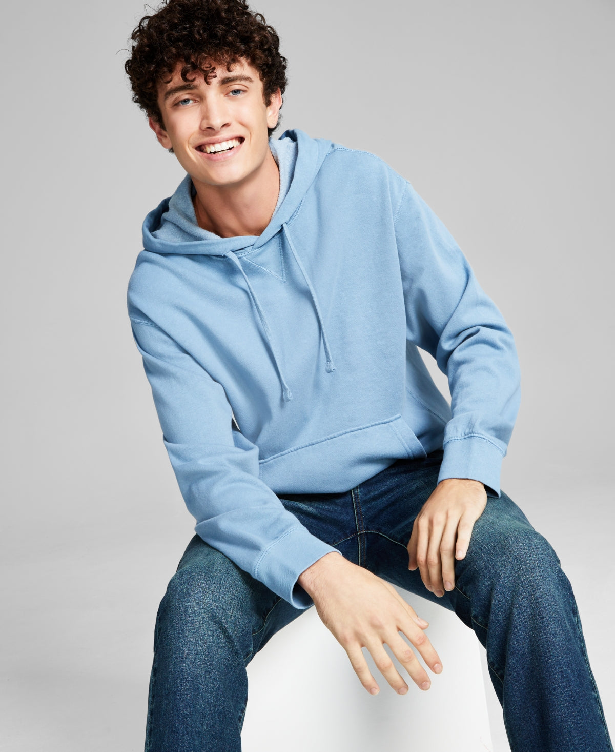 526450165-1.jpg