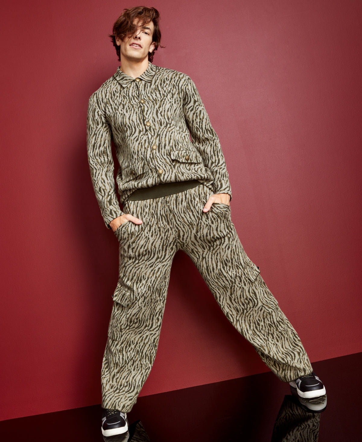 Royalty by Maluma Men's Flared Sweater Cargo Pants Zebra Jacquard 2Xl