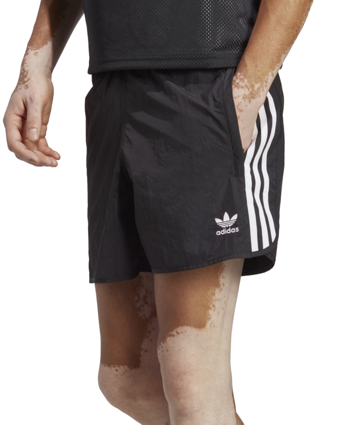 665908364-1.jpg