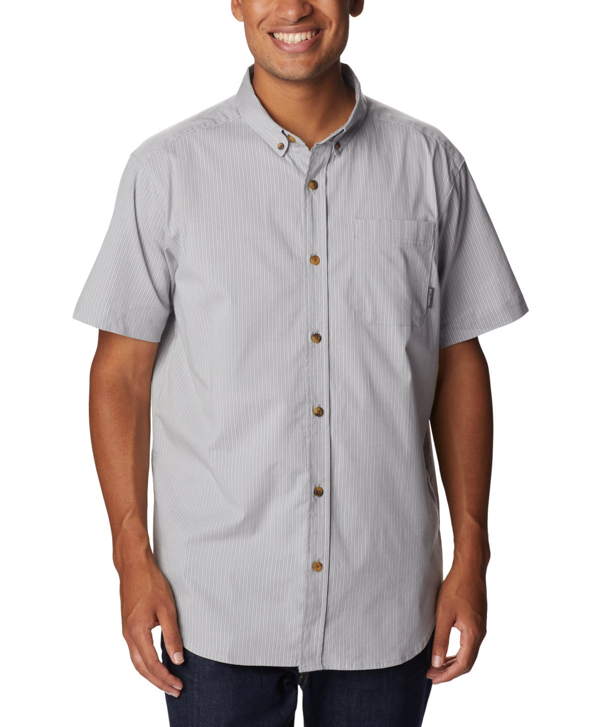 Columbia Mens Regular fit Short Sleeve Button-Up Shirt Medium Grey Striped