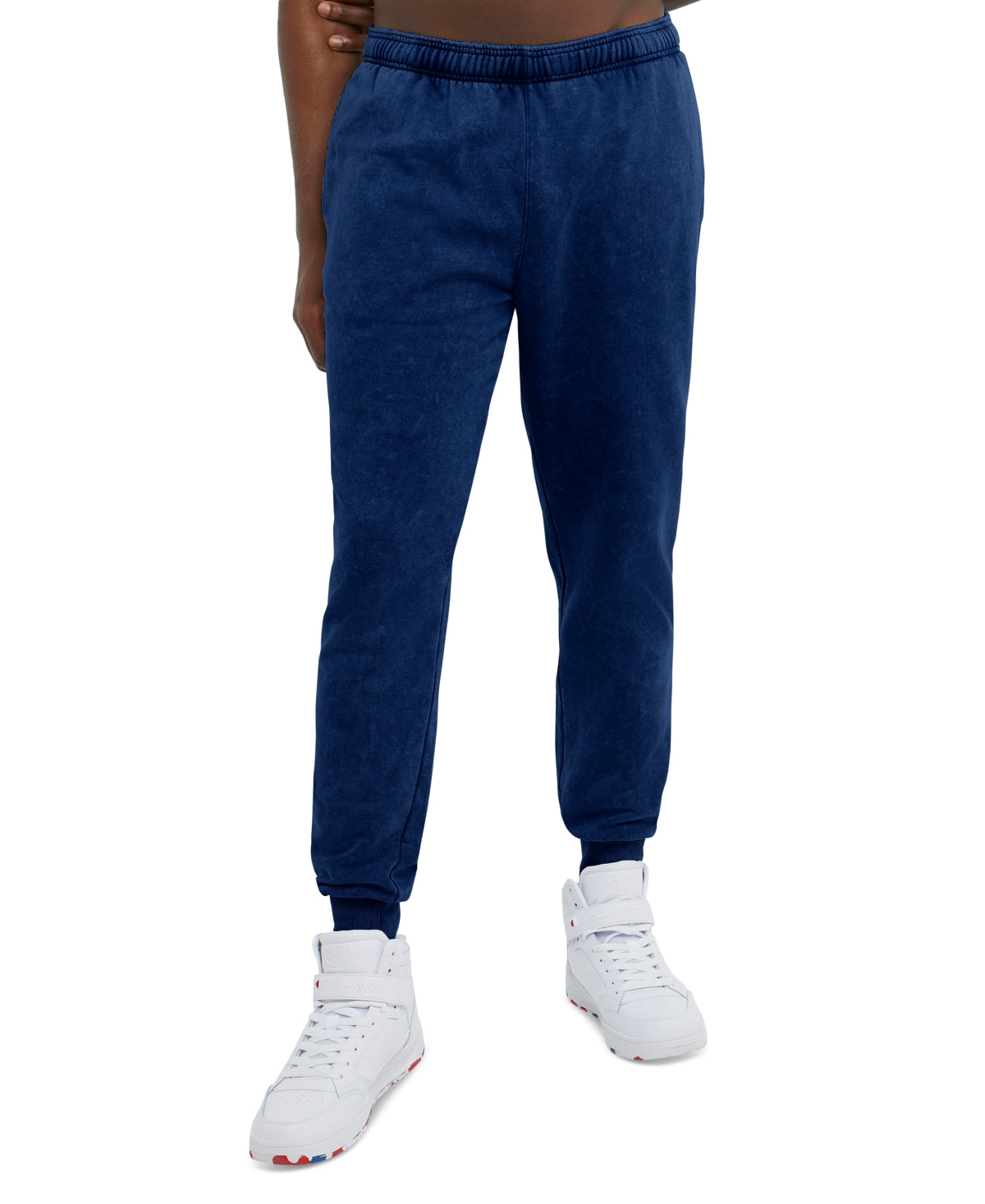 665932438-1.jpg
