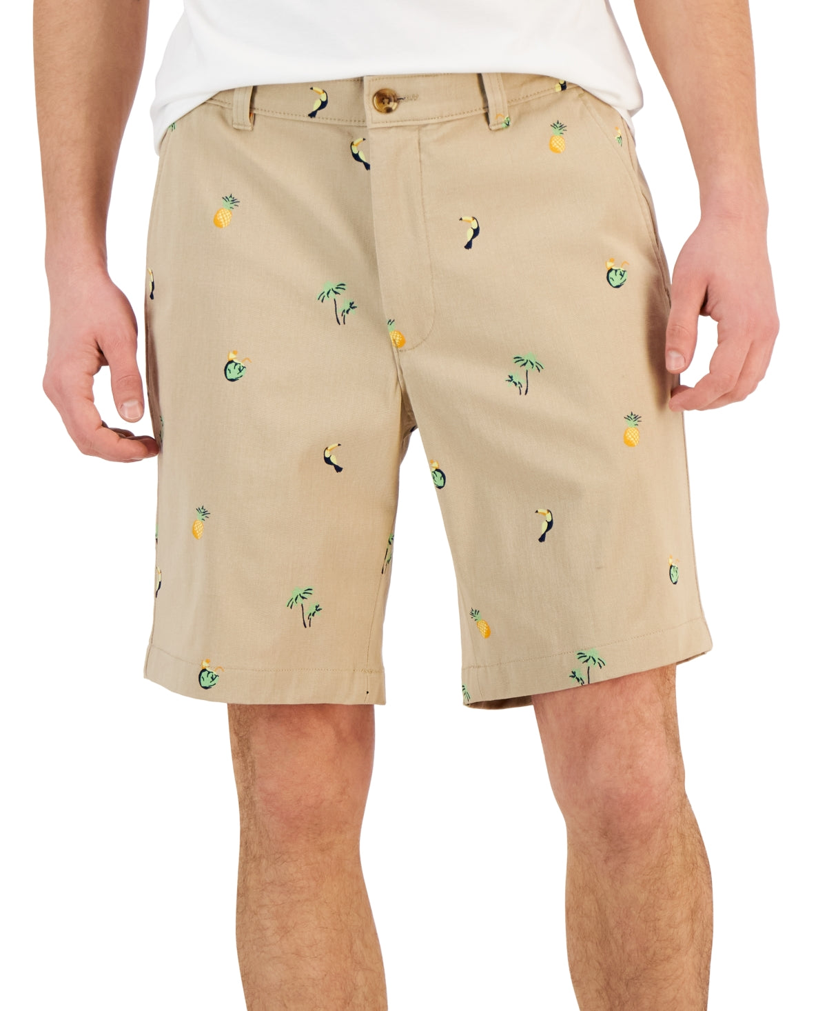 Club Room Men's Vacay Icons Schiffli Shorts Beige 33"