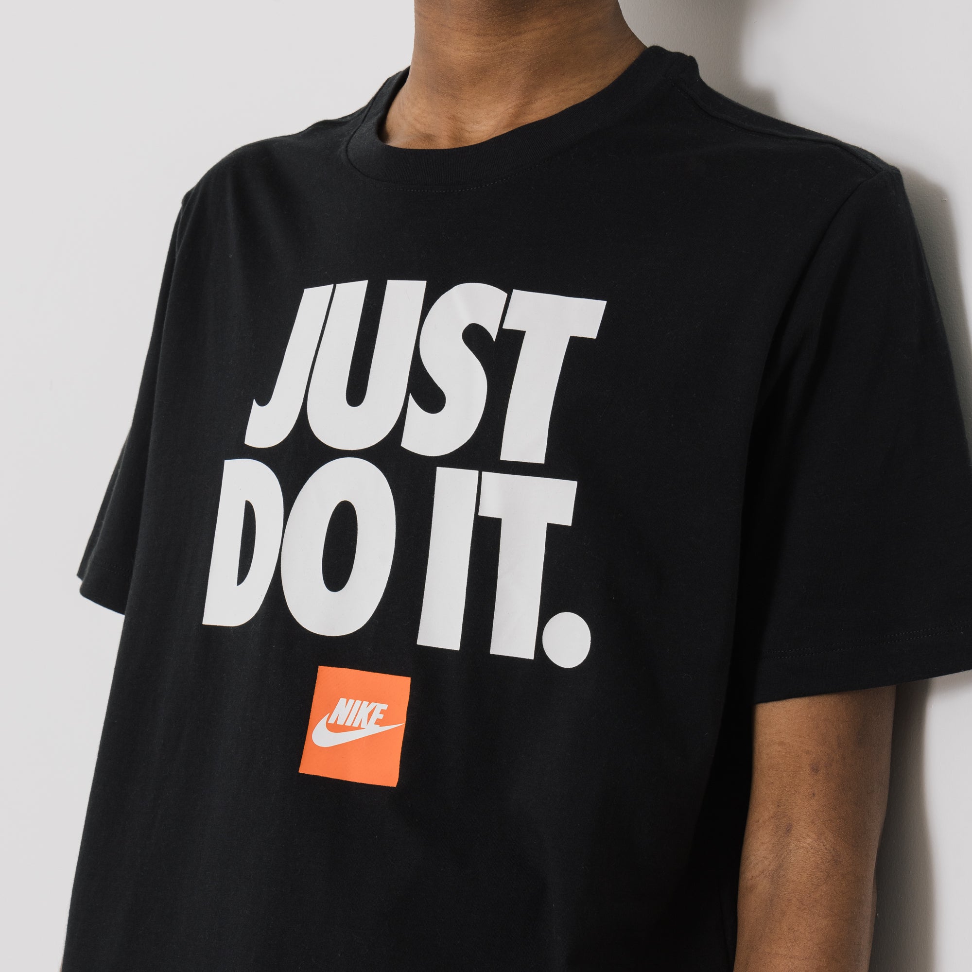 Nike Men Regular fit Short Sleeve T-Shirt Shirt XL Black Solid