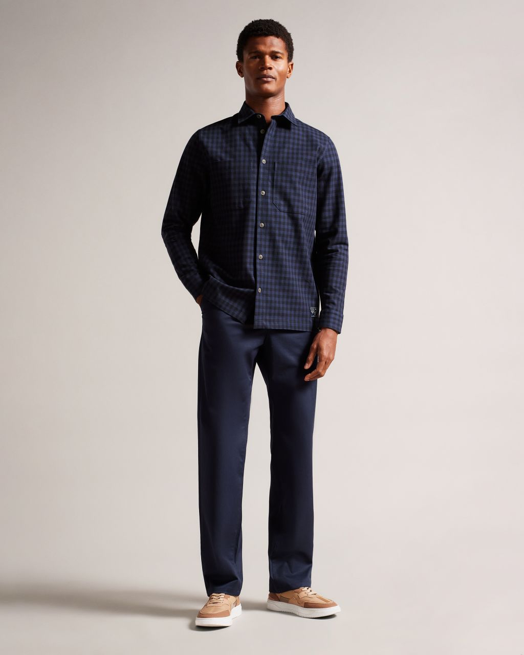 Ted Baker London Men's Check Long Sleeve Button Down Dress Shirt Navy Large