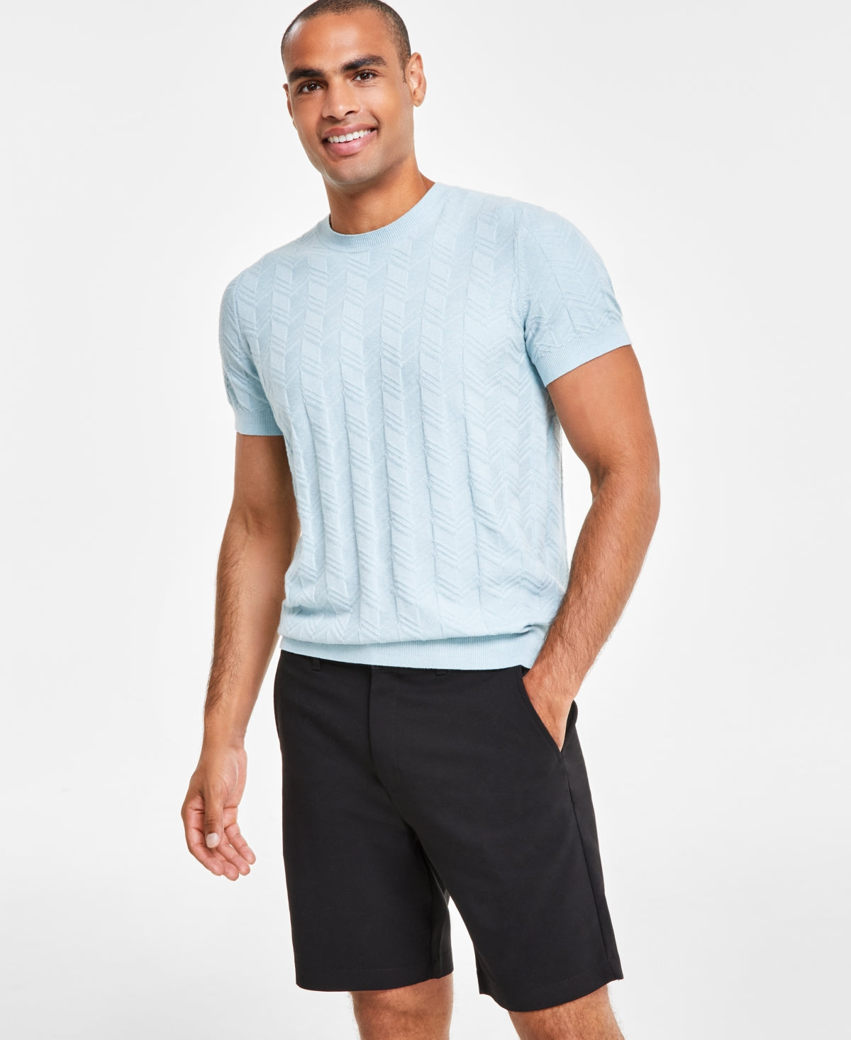 798976204-1.jpg