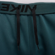 Nike Men's Therma-FIT Tapered Fit Sweatpants Green XL