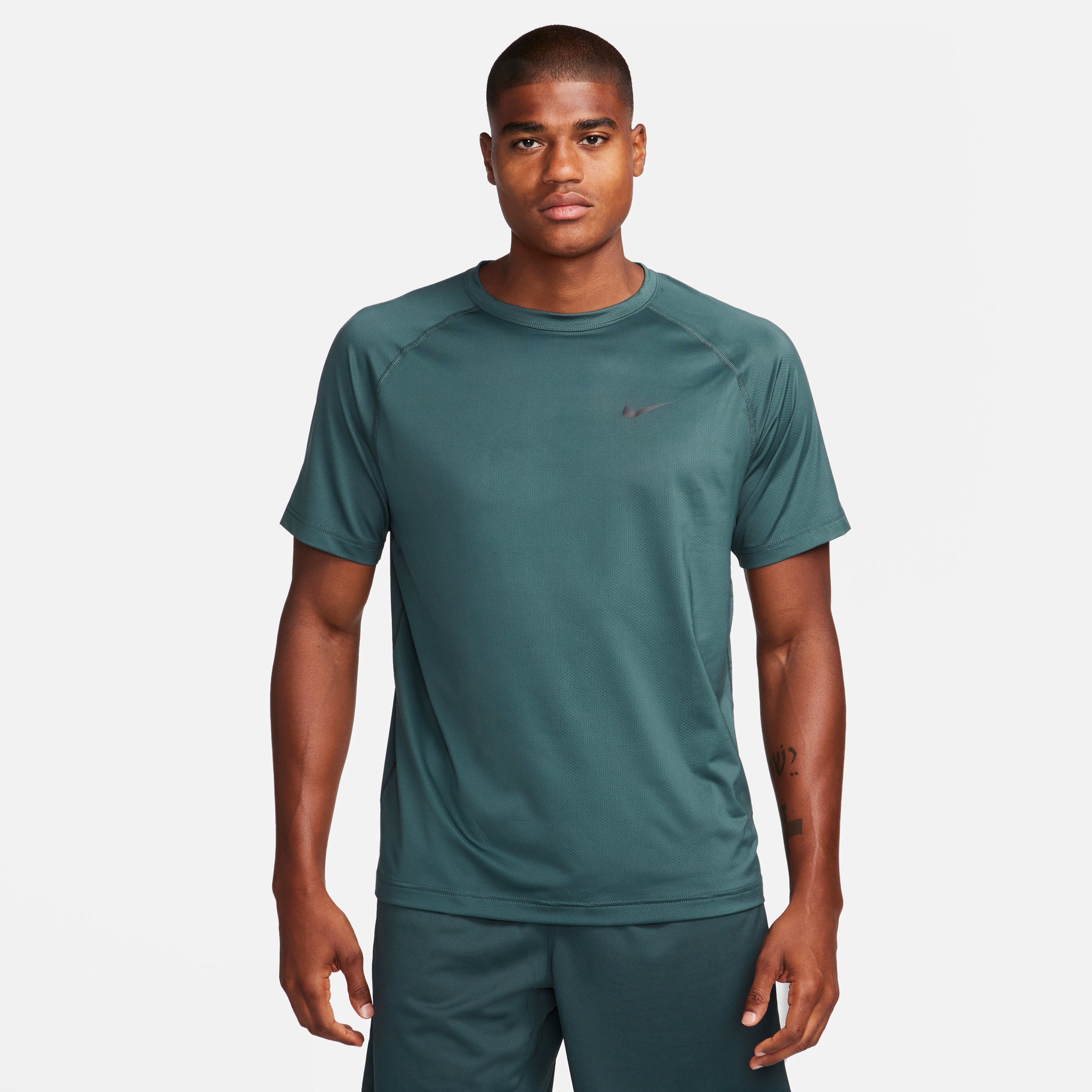 Nike Mens Regular fit Short Sleeve T-Shirt Shirt Large Green Solid