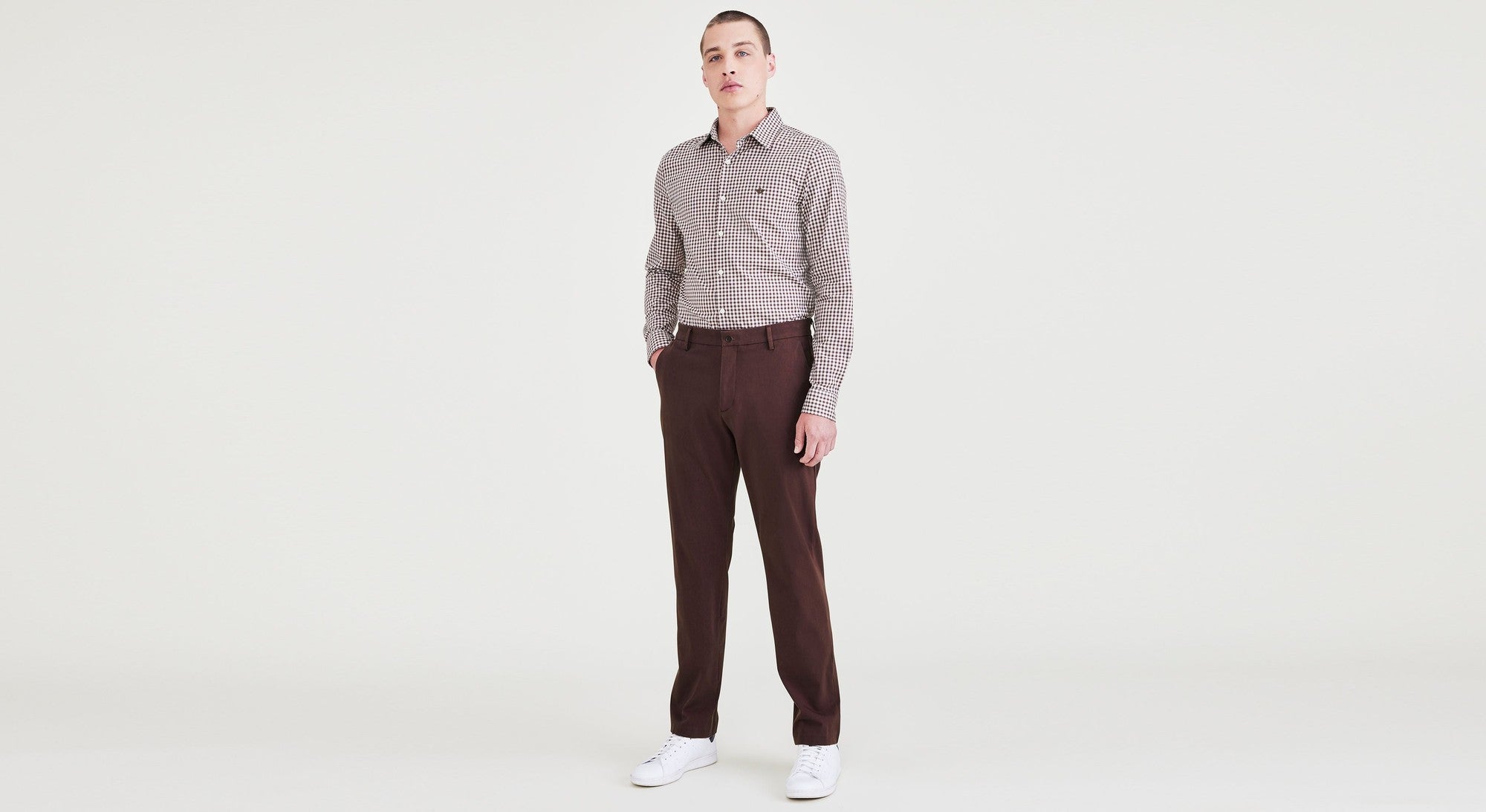 Dockers Men Slim fit Casual Pants 32 / 32 Brown Solid