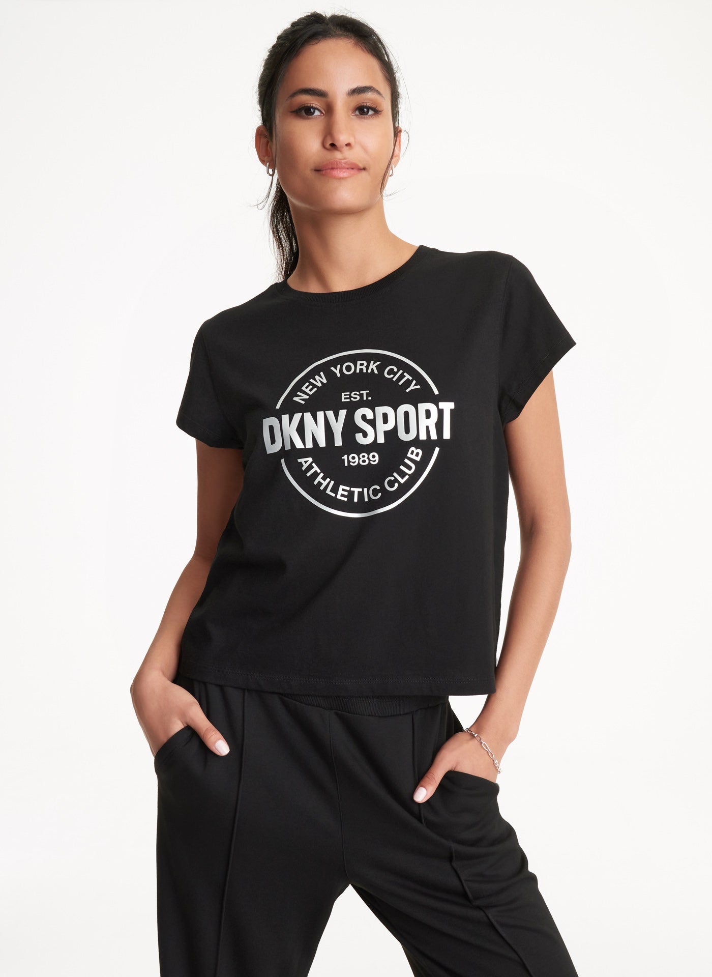 Dkny Womens Regular fit Short Sleeve Graphic T-Shirt Shirt Large Black Solid