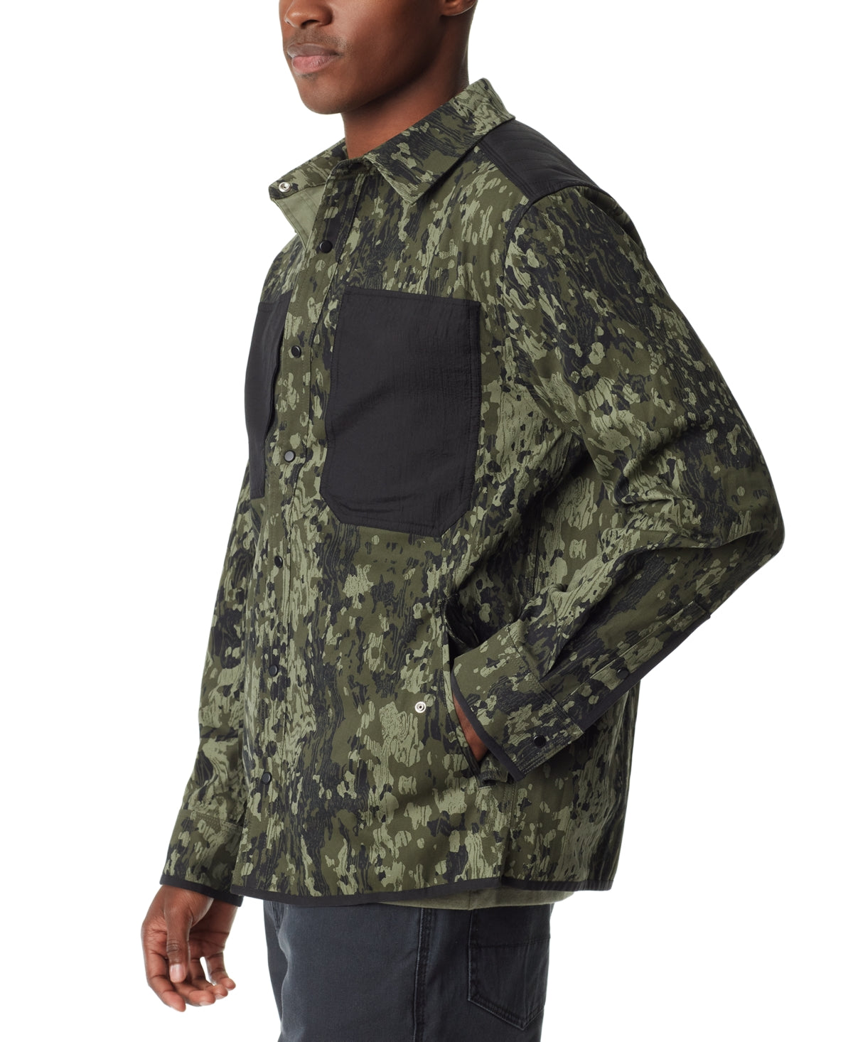 Bass Outdoor Mens Outdoo Worker Standard Fit Green Camo Shirt Jacket Green XL